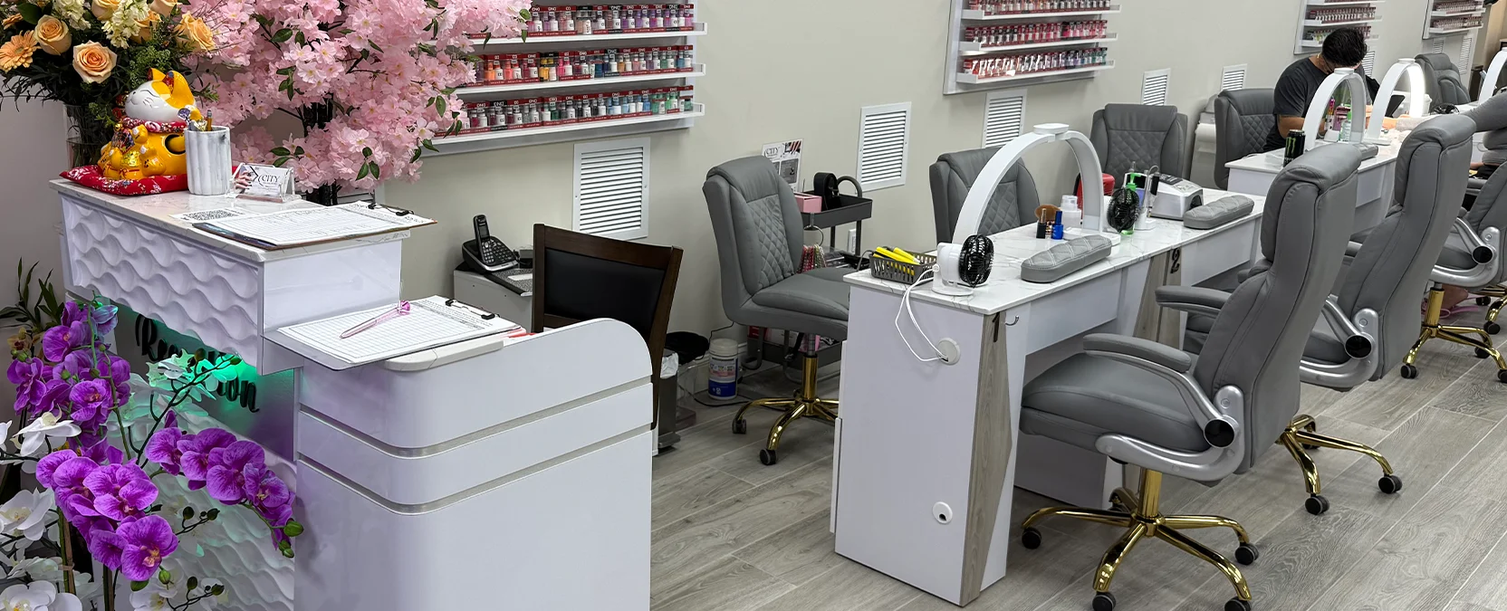 Nail Salon Hero